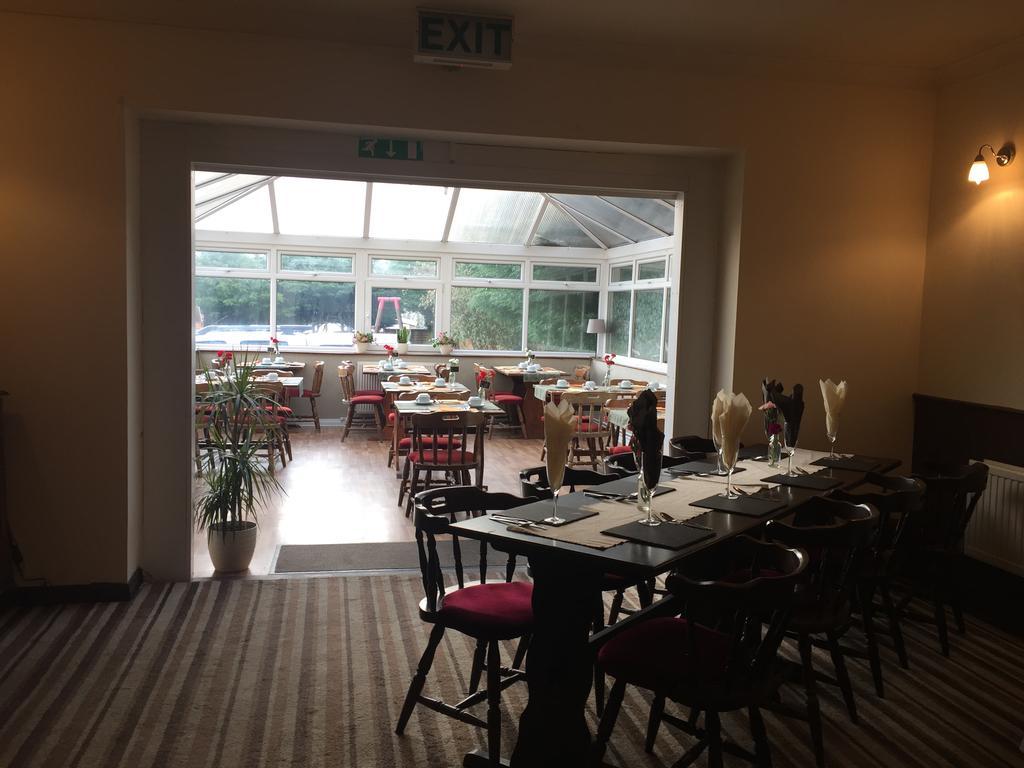 Stag & Pheasant InnCarmel エクステリア 写真
