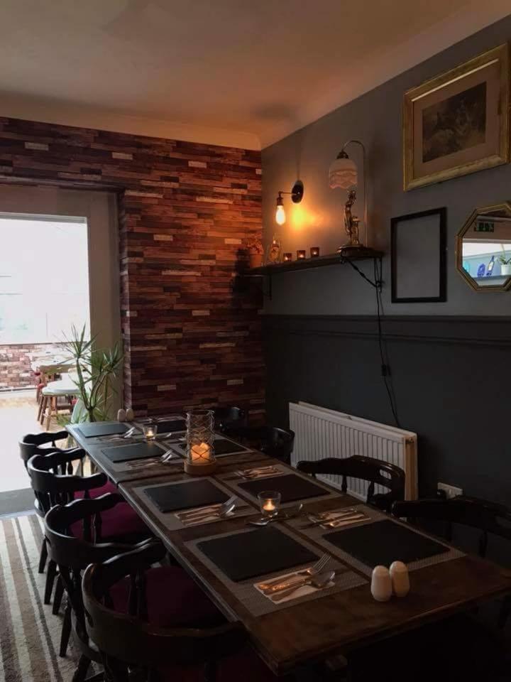 Stag & Pheasant InnCarmel エクステリア 写真